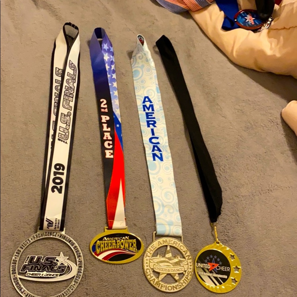 4 cheer metals
